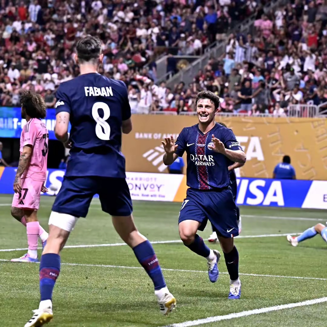 国际比赛日中超传出新动向，罗马内部沟通，管理层表态：话题不断，赛季目标并未改变的简单介绍开云登录入口